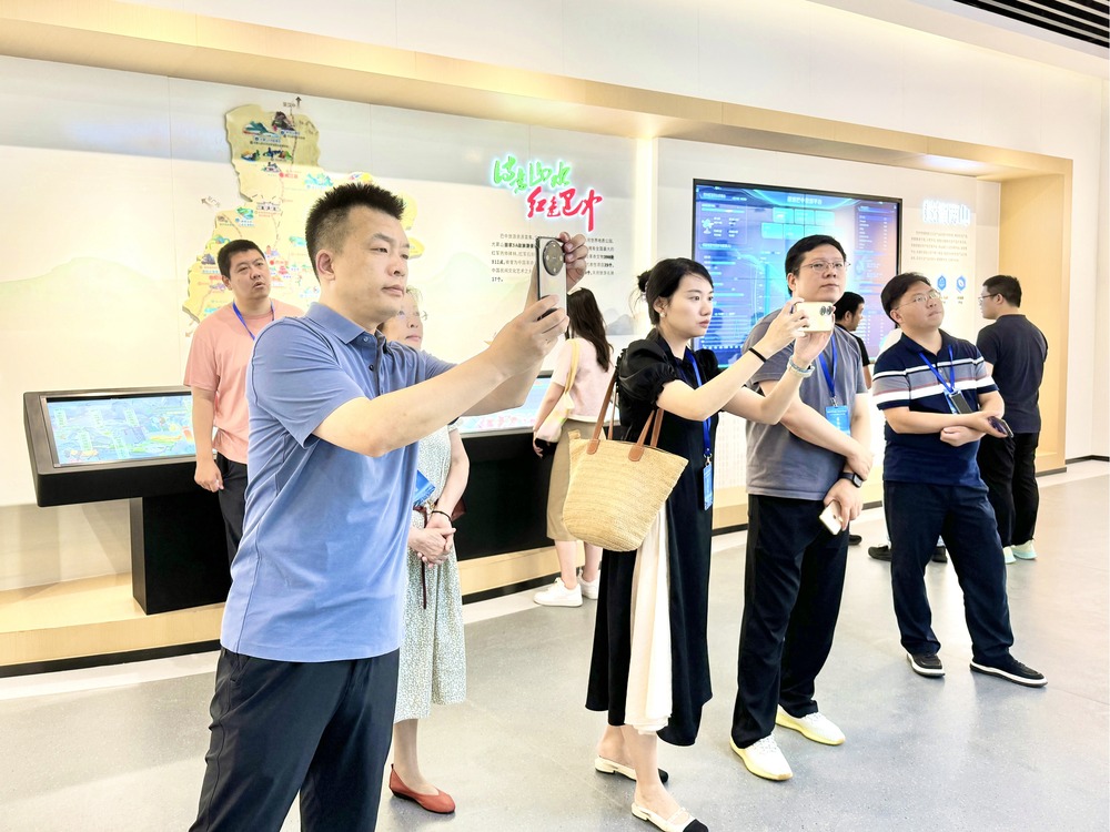 2024全國經(jīng)濟媒體巴中行｜給綠水青山算“身價” 巴中拓寬“兩山”轉化路徑